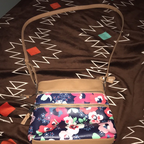 (2) total side bags *WILL SEPARATE :) - Picture 8 of 8